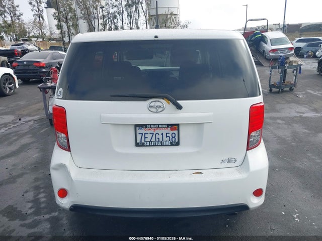 Scion XB 2014 JTLZE4FE2EJ055302 Image 17