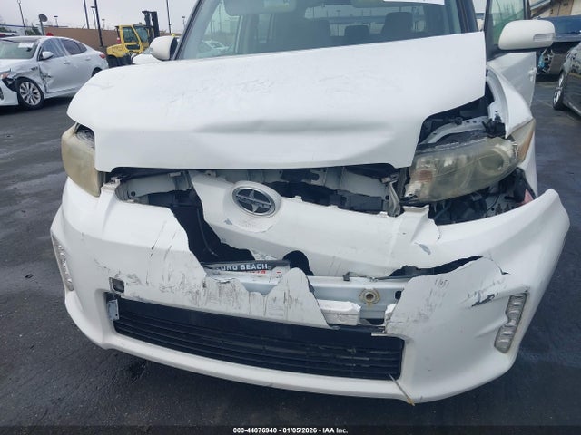 Scion XB 2014 JTLZE4FE2EJ055302 Image 6