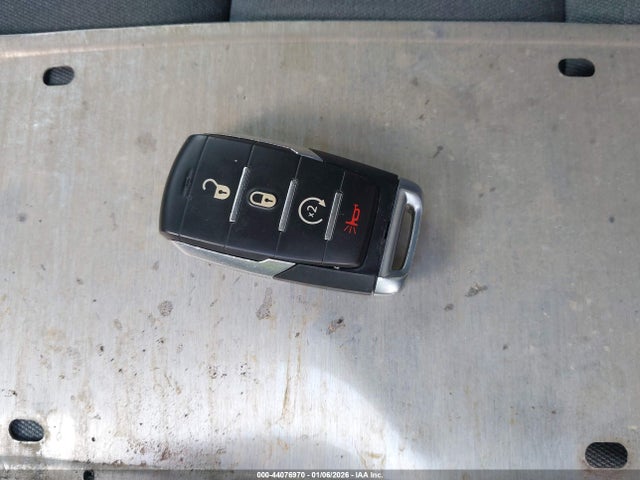 2022 RAM 1500 1C6SRFFT9NN381917 Photo 10