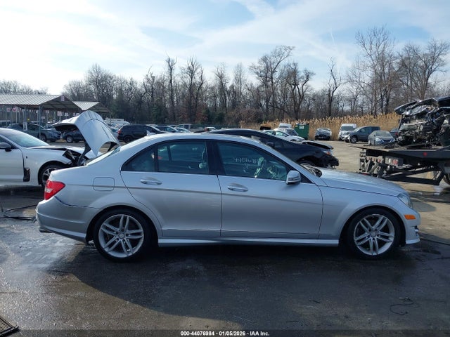 Aukcja sprzedaży 2012 Mercedes-benz C 300 Sport 4matic, vin: WDDGF8BB7CA648269, numer aukcji: 44076984