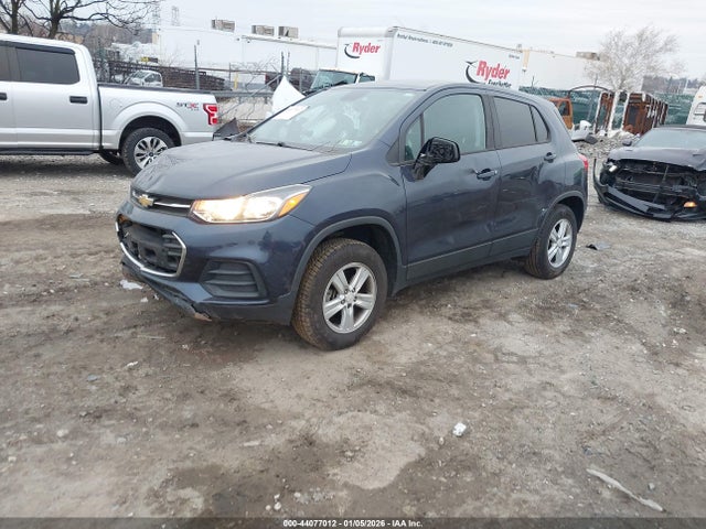 3GNCJNSB3KL271900 Chevrolet TRAX LS