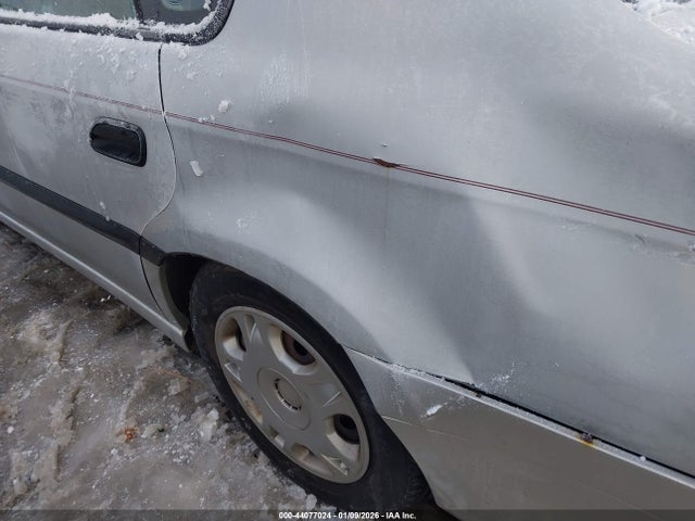 Aukcja sprzedaży 2002 Subaru Legacy L, vin: 4S3BE635327215256, numer aukcji: 44077024