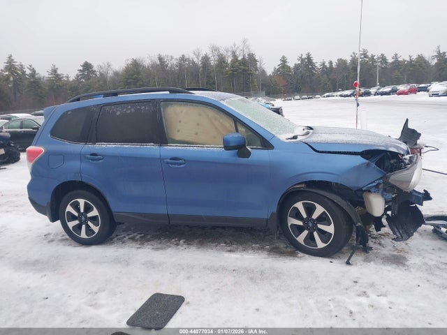 Subaru Forester 2.5i Premium 2018 JF2SJAEC4JH484743 Image 14
