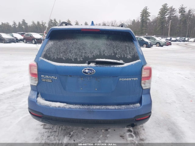 Subaru Forester 2.5i Premium 2018 JF2SJAEC4JH484743 Image 17