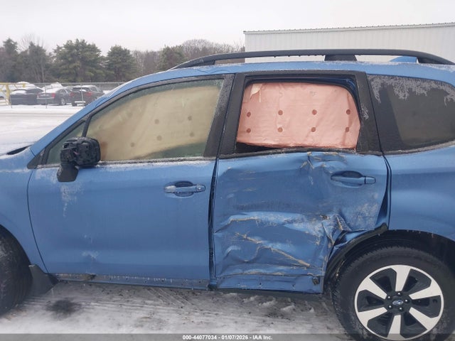 Subaru Forester 2.5i Premium 2018 JF2SJAEC4JH484743 Image 18