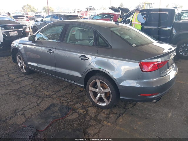 2016 AUDI A3 WAUA7GFF2G1015525 Photo 2