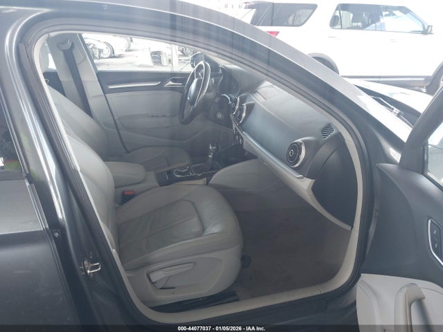 2016 AUDI A3 WAUA7GFF2G1015525 Photo 4