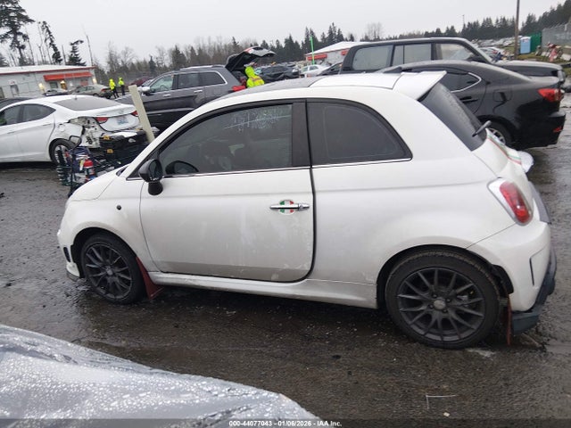3C3CFFCH5JT524091 Fiat 500 LOUNGE