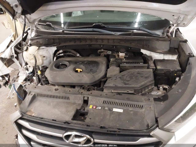 2018 HYUNDAI TUCSON KM8J3CA45JU713867 Photo 9