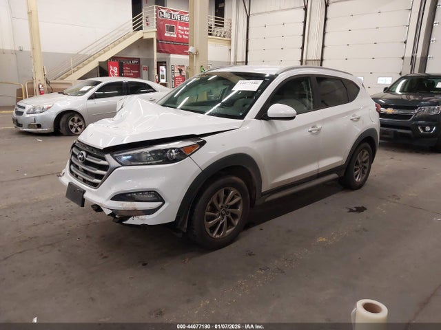 2018 HYUNDAI TUCSON KM8J3CA45JU713867 Photo 1