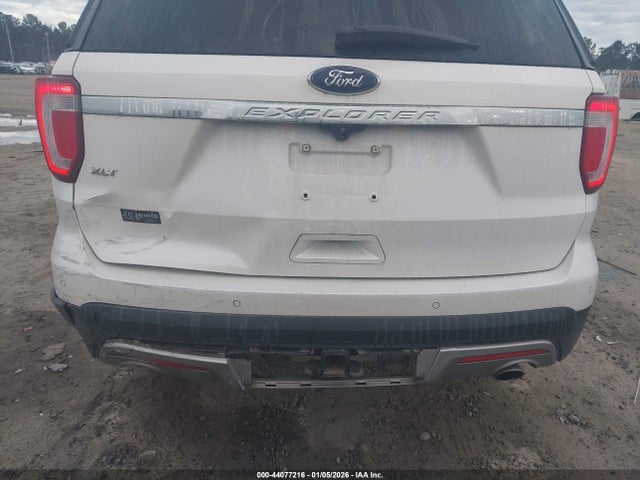 Ford EXPLORER XLT 2017 1FM5K7D87HGA45752 Image 6