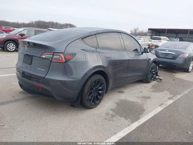 2021 TESLA MODEL Y 5YJYGDEEXMF179178 Photo 3