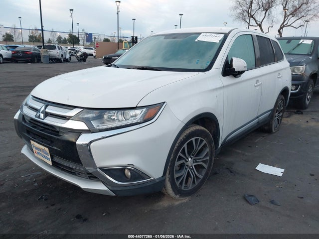 2016 MITSUBISHI OUTLANDER JA4AD3A39GZ011114 Photo 1