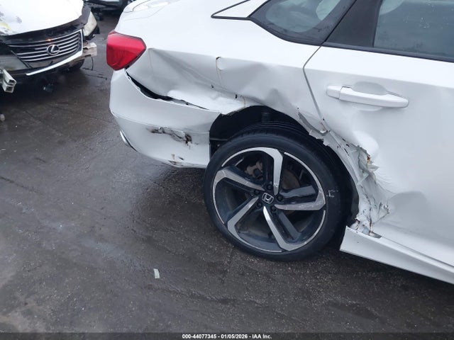 Продаж на аукціоні авто 2018 Honda Accord Sport, vin: 1HGCV1F35JA209396, номер лоту: 44077345
