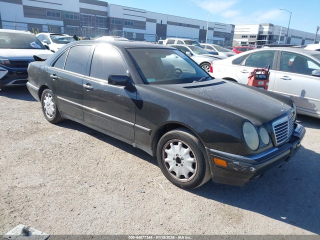 1999 MERCEDES-BENZ E 320 WDBJF65H3XA769955