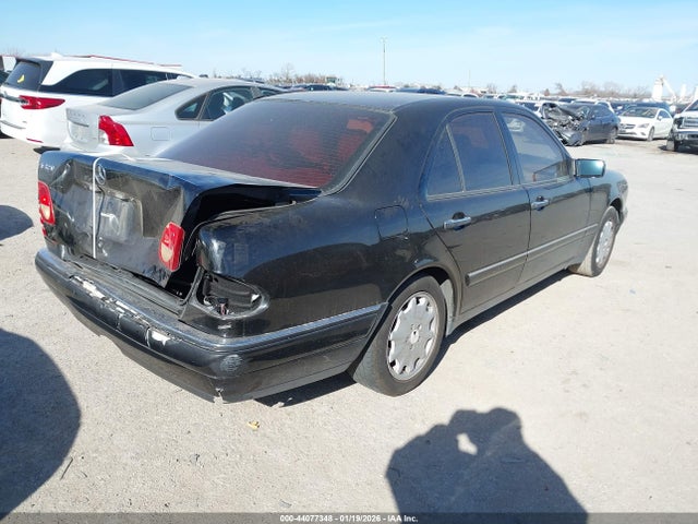 1999 MERCEDES-BENZ E 320 WDBJF65H3XA769955 Photo 3