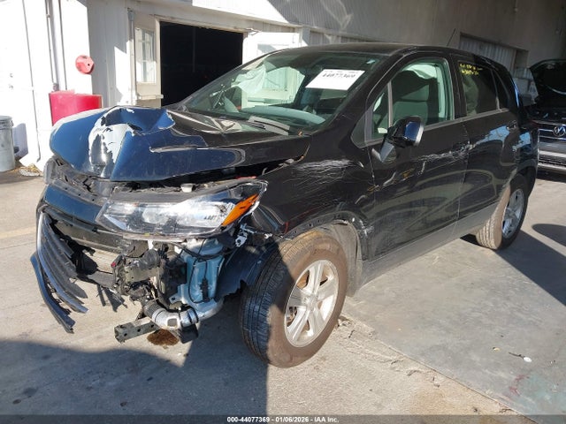 2022 CHEVROLET TRAX KL7CJKSM5NB531886 Photo 1