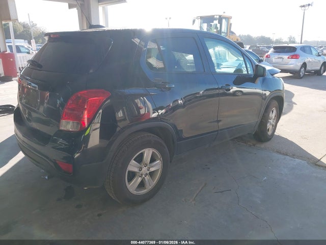 2022 CHEVROLET TRAX KL7CJKSM5NB531886 Photo 3