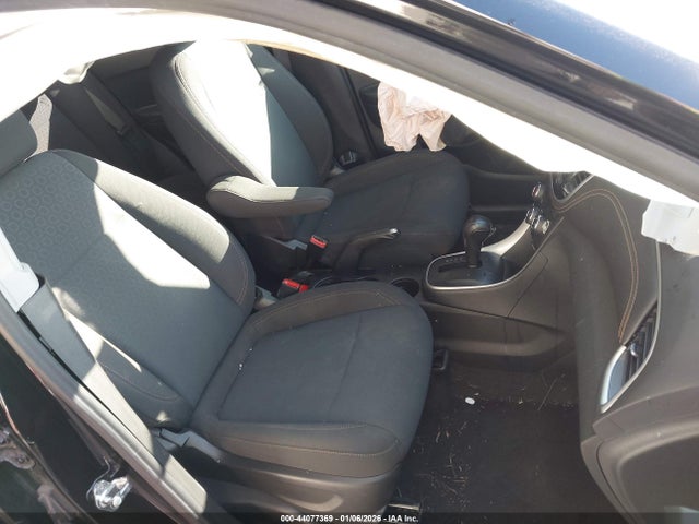 2022 CHEVROLET TRAX KL7CJKSM5NB531886 Photo 4