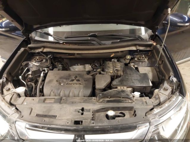 2016 MITSUBISHI OUTLANDER JA4AZ3A3XGZ003847 Photo 9