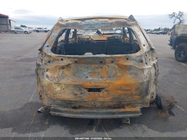 Ford EDGE SE 2018 2FMPK3G92JBB15306 Image 15