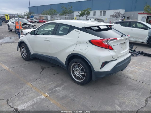 JTNKHMBX5K1054051 Toyota C-HR LE