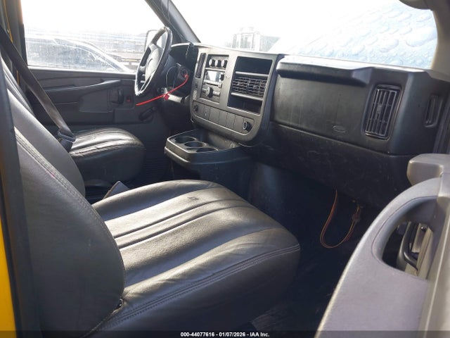 Aukcja sprzedaży 2010 Gmc Savana Cutaway Work Van, vin: 1GD1G2BA1A1900284, numer aukcji: 44077616