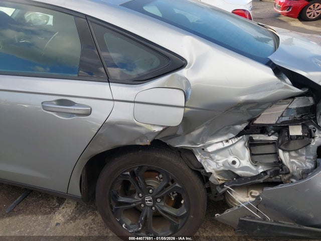 1HGCY1F40SA001329 Honda ACCORD SE