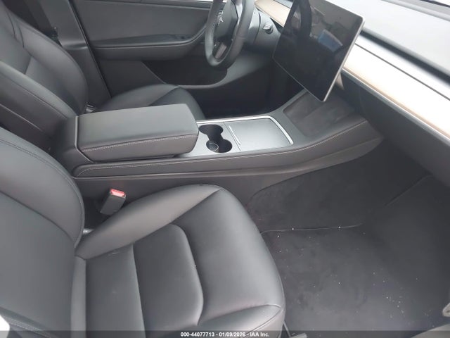 2023 TESLA MODEL Y 7SAYGDEE8PA078029 Photo 4
