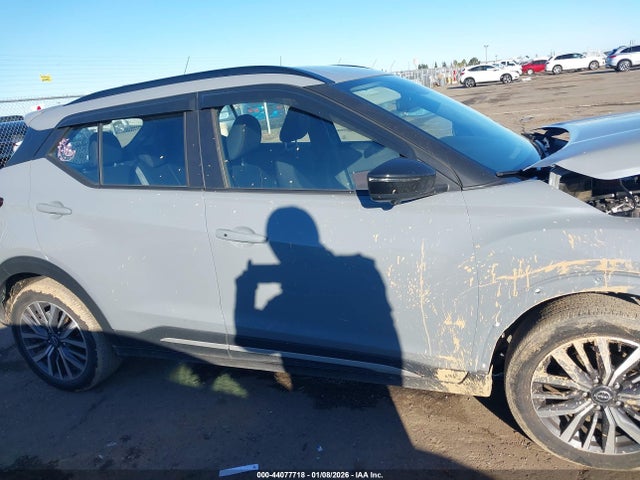 3N1CP5DV9RL541787 Nissan Kicks Sr Xtronic Cvt