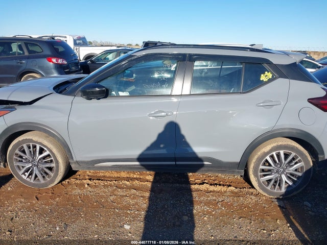 3N1CP5DV9RL541787 Nissan Kicks Sr Xtronic Cvt