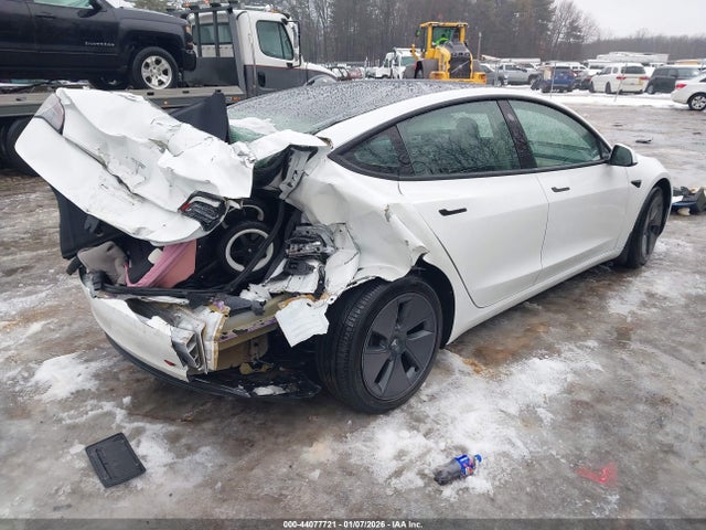 2023 TESLA MODEL 3 5YJ3E1EAXPF600736 Photo 3