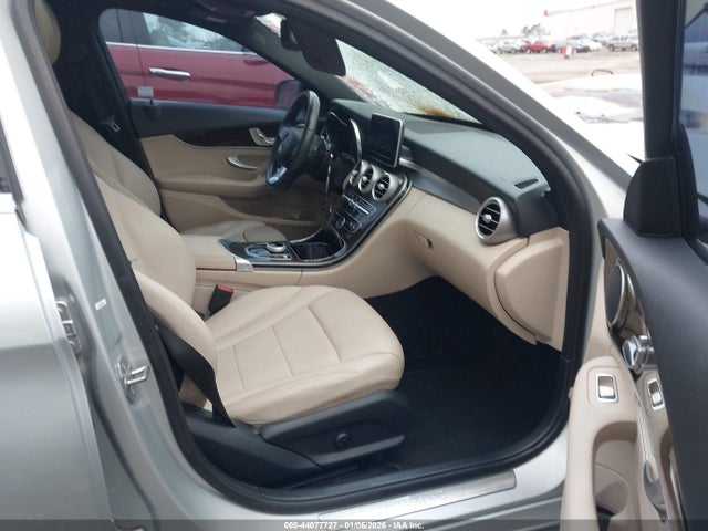 2018 Mercedes-benz C 300 მანქანა იყიდება აუქციონზე, vin: WDDWF4JB5JR323804, აუქციონის ნომერი: 44077727