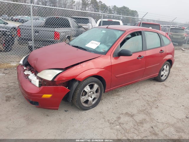 2005 FORD FOCUS 3FAFP37N25R107699 Photo 1