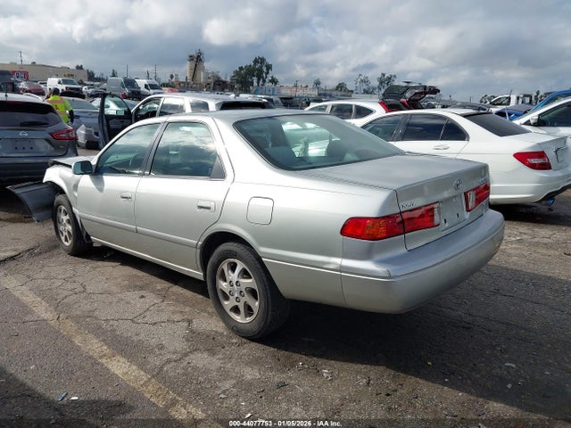 2000 Toyota Camry Le V6 მანქანა იყიდება აუქციონზე, vin: JT2BF22K4Y0261184, აუქციონის ნომერი: 44077753