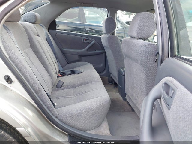 2000 Toyota Camry Le V6 მანქანა იყიდება აუქციონზე, vin: JT2BF22K4Y0261184, აუქციონის ნომერი: 44077753