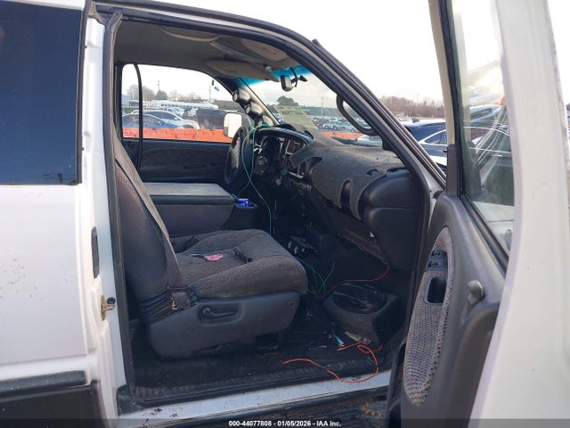 44077808 :رقم المزاد ، 3B7KF2368XG185374 vin ، 1999 Dodge Ram 2500 St مزاد بيع