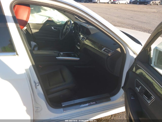 2015 MERCEDES-BENZ E 350 WDDHF5KB3FB136011 Photo 4