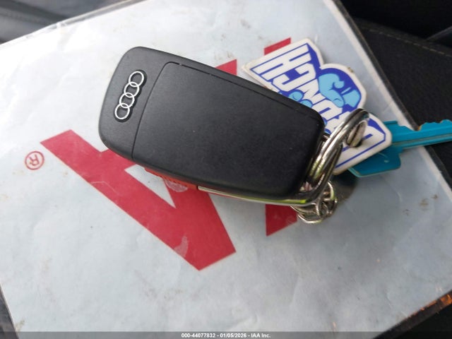 2016 AUDI A3 WAUA7GFF2G1010678 Photo 10