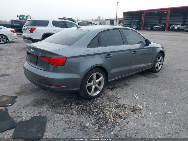 2016 AUDI A3 WAUA7GFF2G1010678 Photo 3