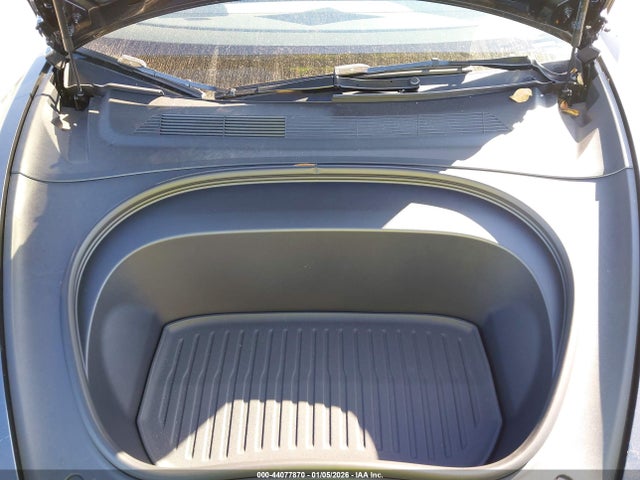 Продаж на аукціоні авто 2025 Tesla Model 3 Long Range Rear-wheel Drive/standard Rear-wheel Drive, vin: 5YJ3E1EA1SF045233, номер лоту: 44077870