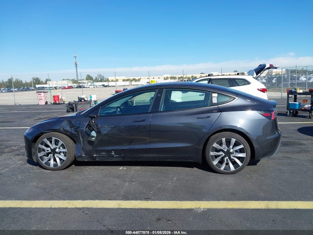 Продаж на аукціоні авто 2025 Tesla Model 3 Long Range Rear-wheel Drive/standard Rear-wheel Drive, vin: 5YJ3E1EA1SF045233, номер лоту: 44077870