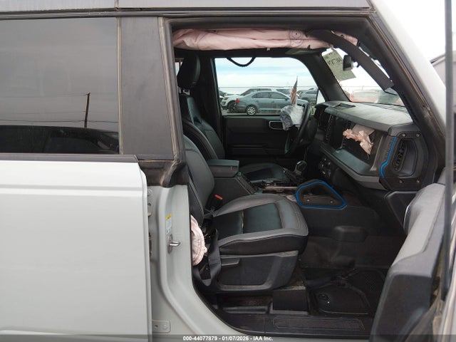 Ford Bronco Black Diamond 2024 1FMEE1BPXRLA22120 Image 5