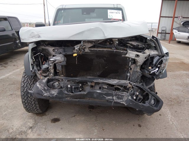Ford Bronco Black Diamond 2024 1FMEE1BPXRLA22120 Image 6
