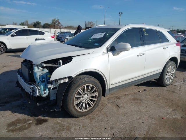 2019 CADILLAC XT5 1GYKNCRS5KZ298103 Photo 1