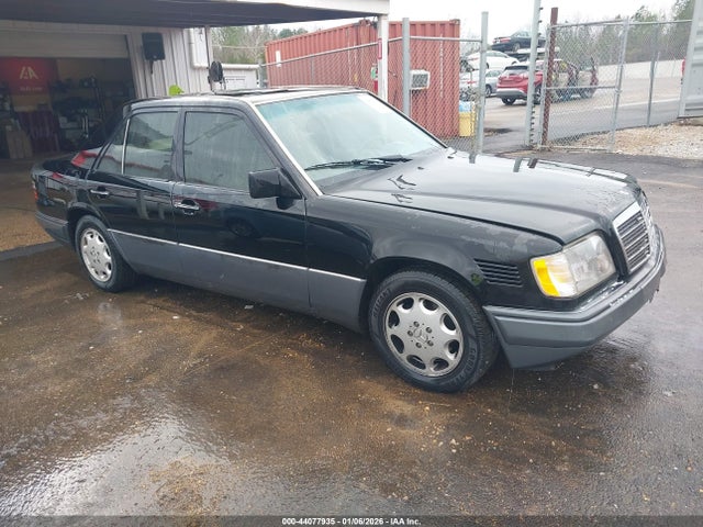 1995 MERCEDES-BENZ E WDBEB31E6SC127024
