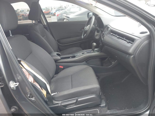 3CZRU5H32KG704345 Honda HR-V LX