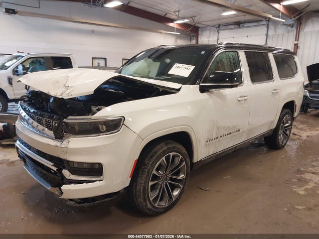 Продажа на аукционе авто 2024 Jeep Grand Wagoneer L Series Iii 4x4, vin: 1C4SJSGPXRS153443, номер лота: 44077982