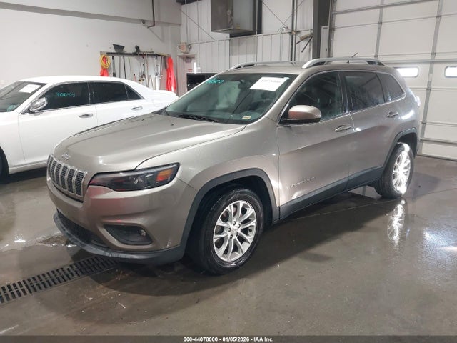 1C4PJLCBXKD263781 Jeep Cherokee Latitude Fwd