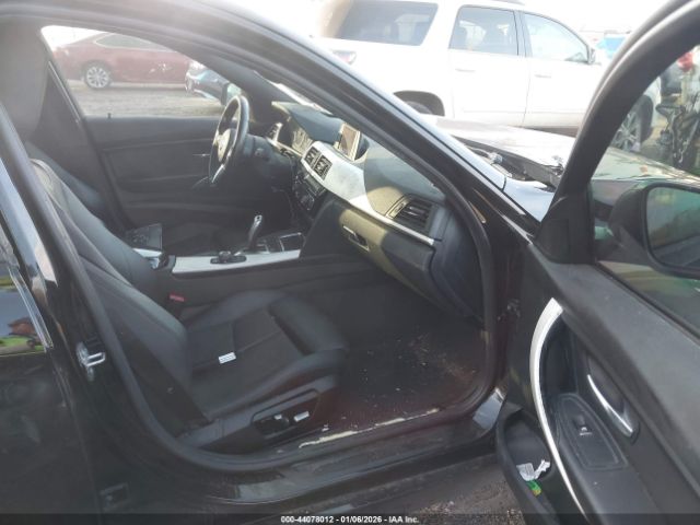 2017 BMW 320I WBA8E1G58HNU12979 Photo 4